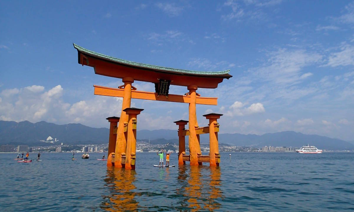 6 places to paddle japan miyajima 4