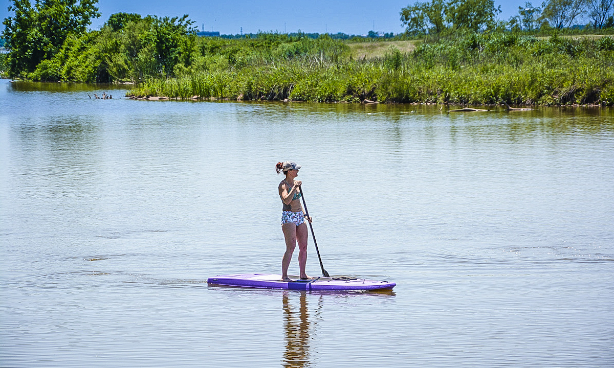 paddle boarding oklahoma city lake overholser