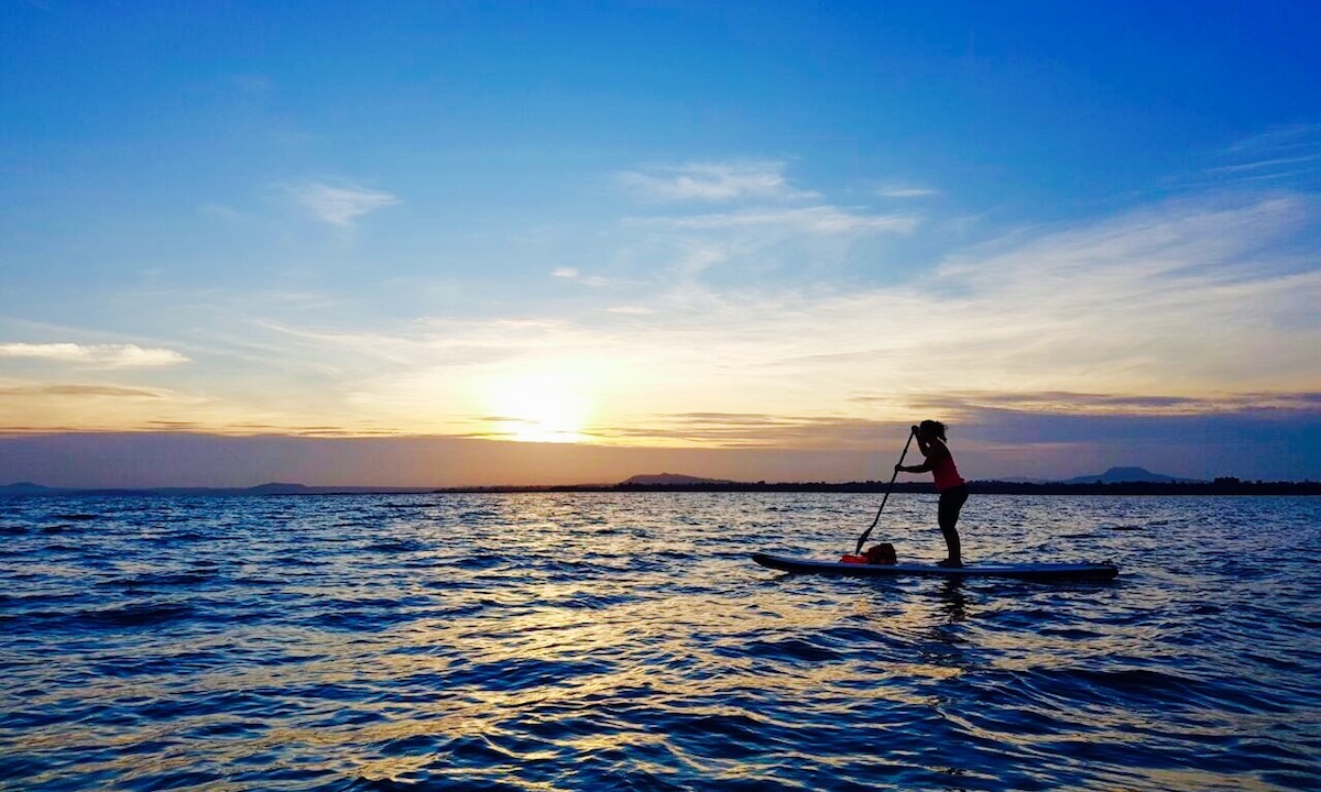 paddle boarding vietnam tri an lake 4