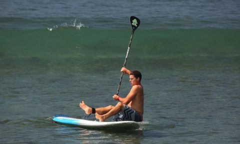 Learn how to fall off your SUP with tips from Sean Poynter.