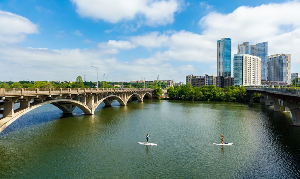 Paddle boarding in Austin, Texas. | Photo courtesy: Shutterstock