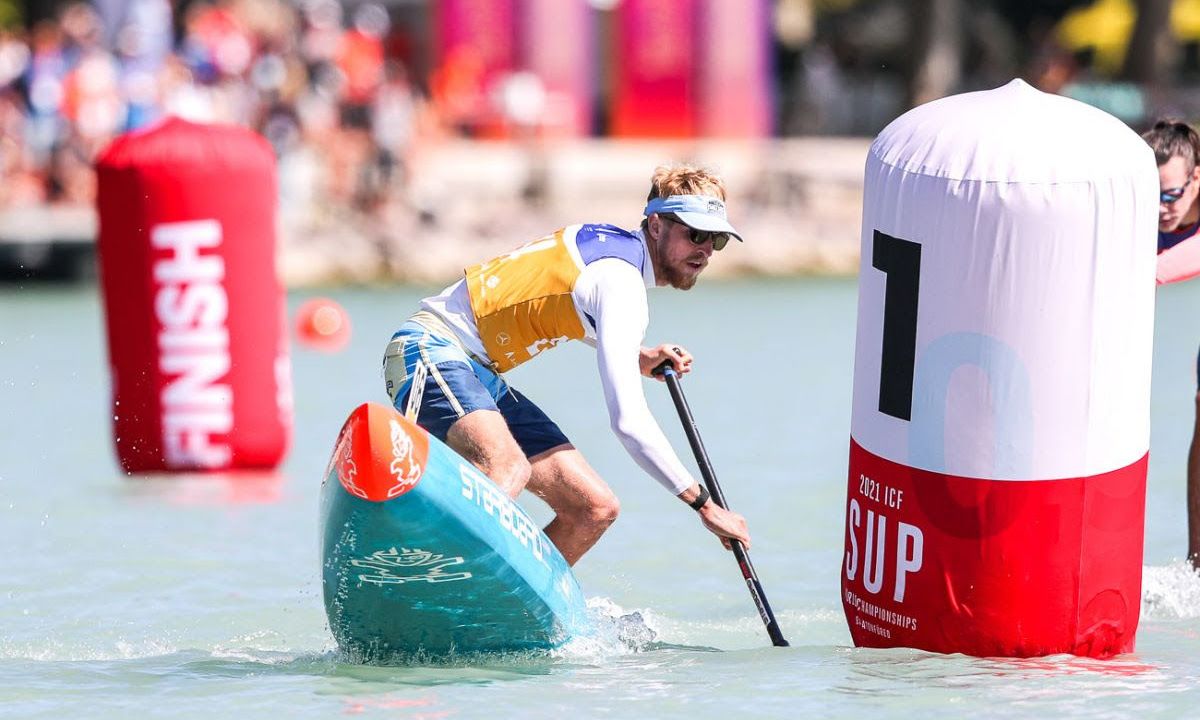 Connor Baxter, all in at the 2021 ICF SUP Championships. | Photo courtesy: International Canoe Federation