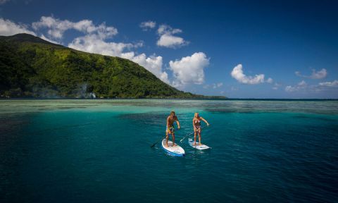 Paddling in Tahiti. | Photo: Starboard / Ben Thouard