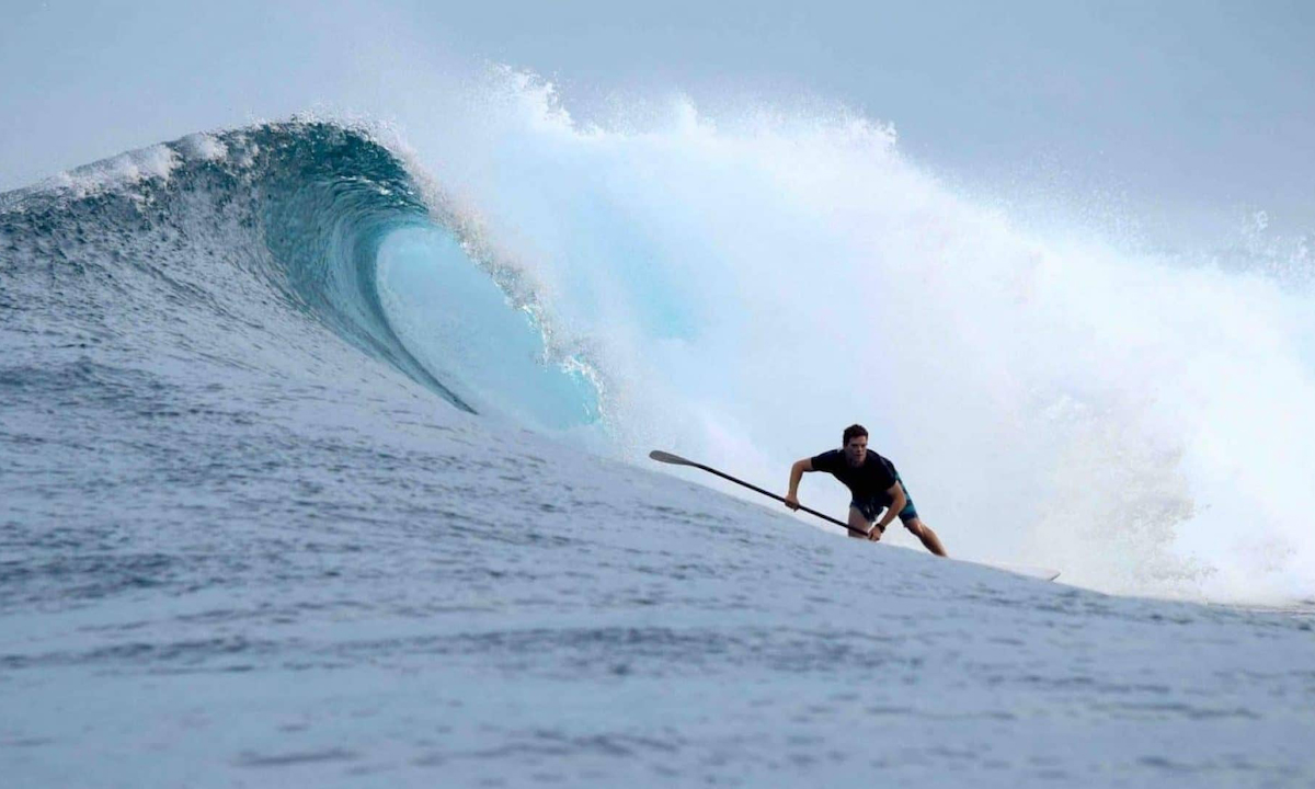 maldives sup surf retreat