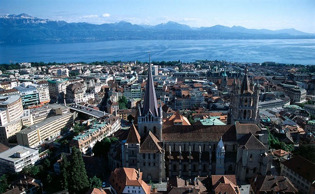 Lausanne_Switzerland_01