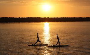 Fierce-Pose-At-Sunset-Michelle-Gierst-supconnect-photo-contest-2012