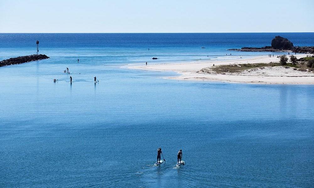 paddle boarding australia currumbin creek