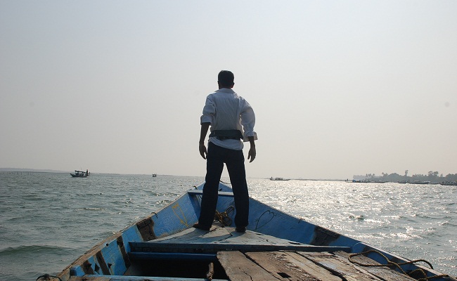 Stand_Up_Paddle_Board_the_Bay_of_Bengal_India_-_1