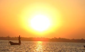 Stand_Up_Paddle_Board_the_Bay_of_Bengal_India_-_5