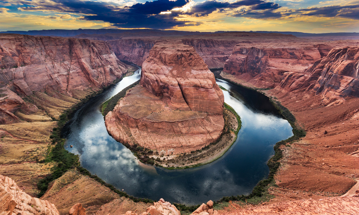 sup bucketlist destinations horseshoe bend colorado river