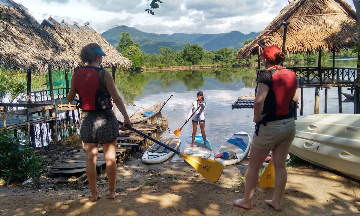 paddle boarding cambodia 10