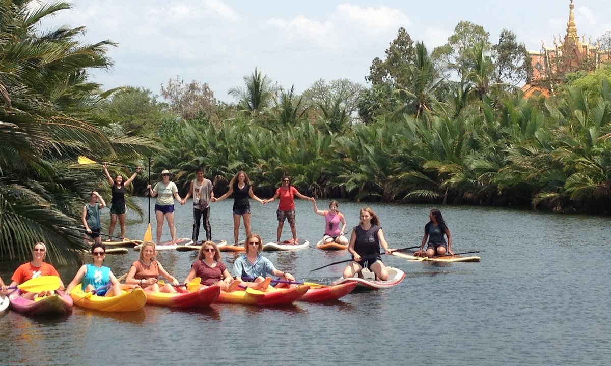 paddle boarding cambodia 9