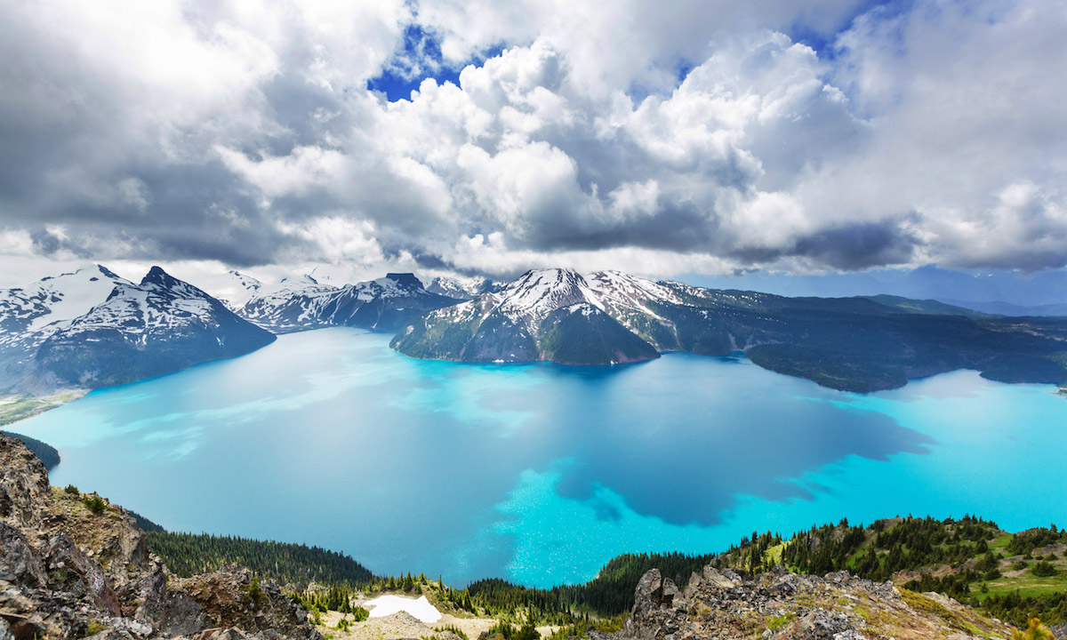 paddle boarding bc canda garibaldi lake whistler