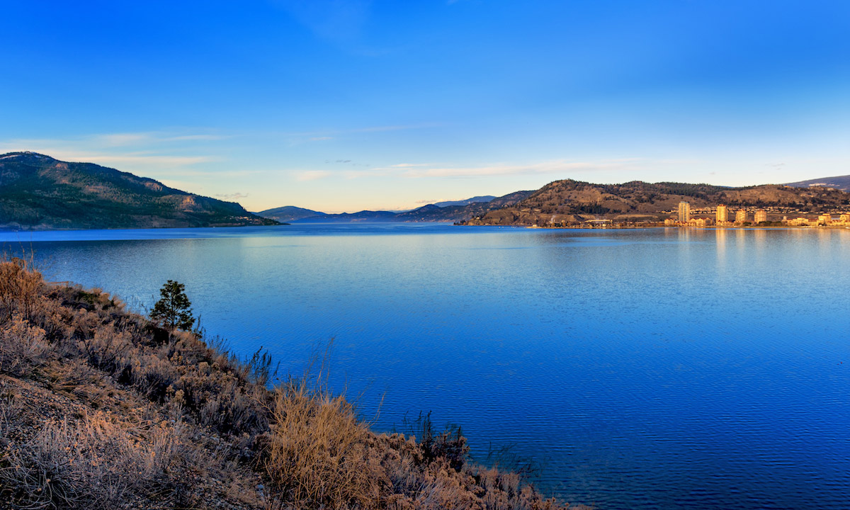 paddle boarding bc canda okanagan lake