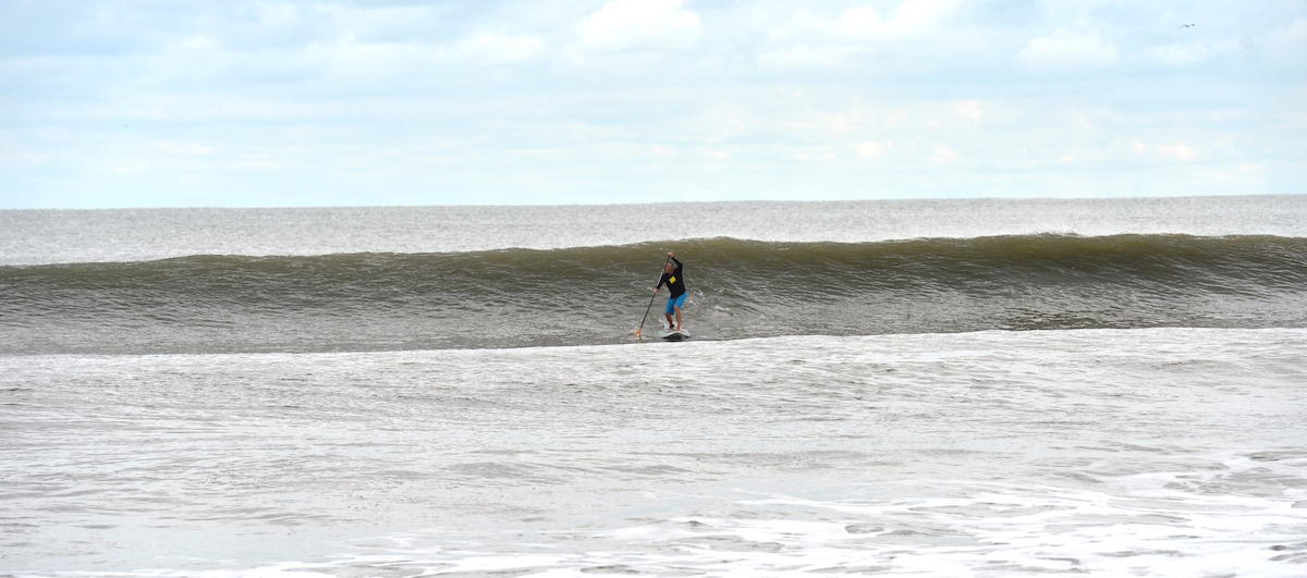 amelia island top about to catch juaquin