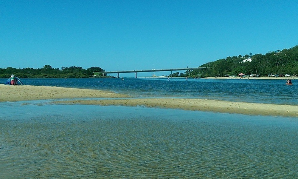 paddle boarding gold coast currumbin river