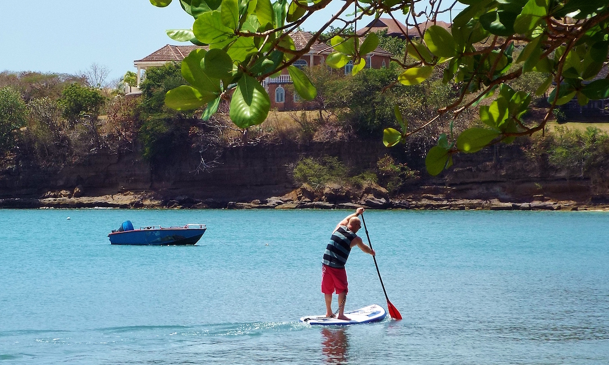 paddle boarding grenada fiplavenieks