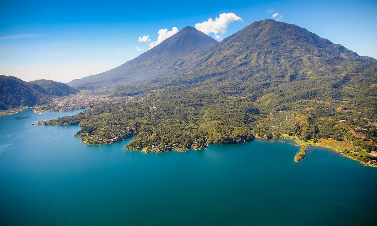 paddleboarding lake atitlan guatemala santiago atitlan