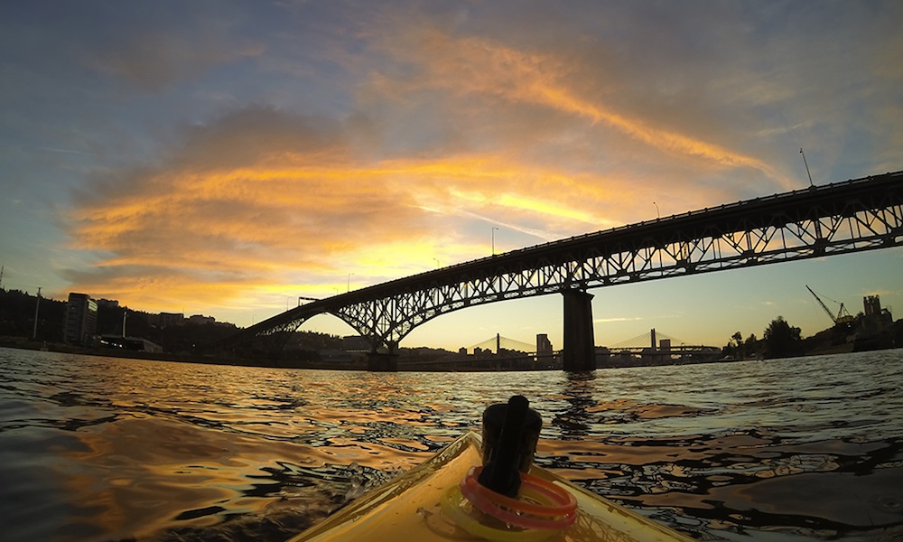 willamette river photo brett downen night paddle 4th of july