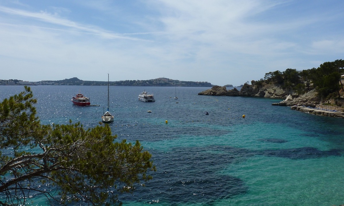 paddleboarding menorca spain fornells