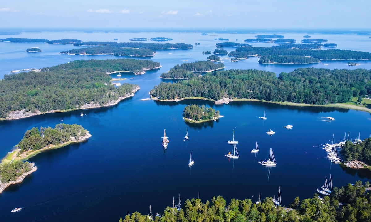 sweden archipelago paddleboard
