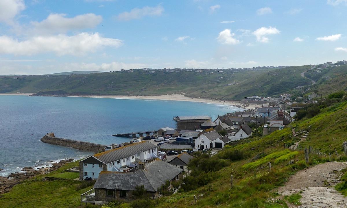 paddleboarding cornwall uk sennen cove