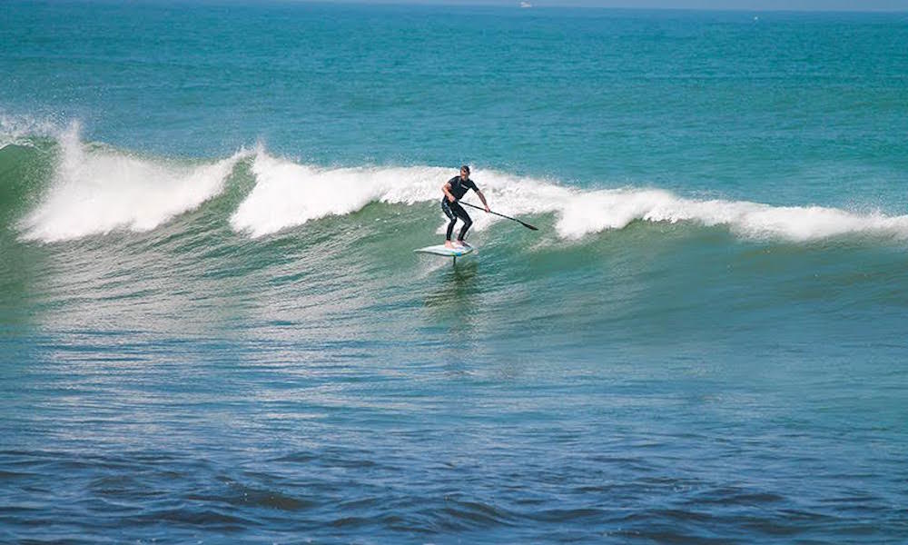 f one hydrofoil surf photo paco elissalde