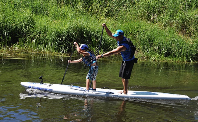 Joel-Jhacoli-Yang-sup-racing-father-daughter-team