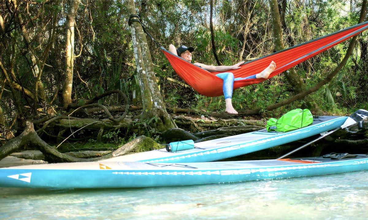 paddle boarding moms casi rynkowski