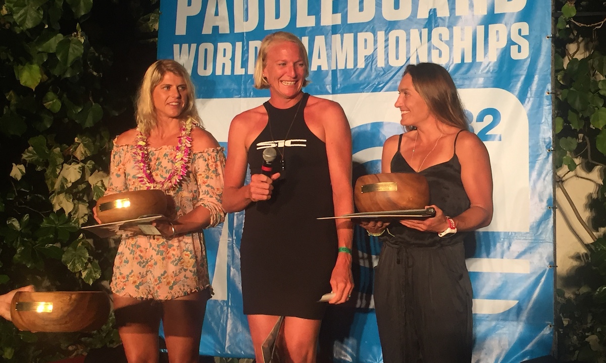 2016 m2o ladies podium