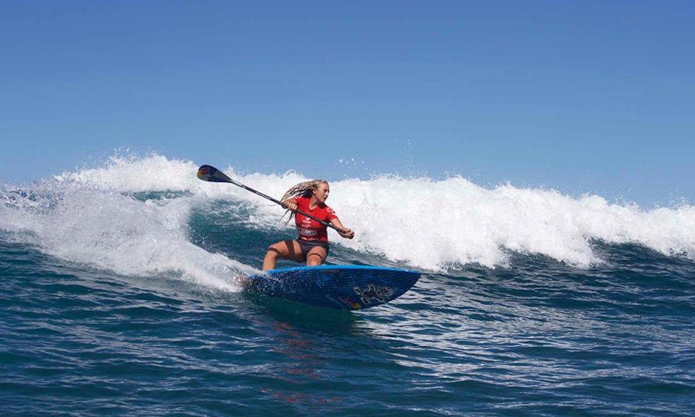 izzi gomez wins 2016 turtle bay pro