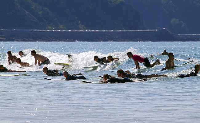Stand_up_paddle_surf_etiquette_-_3