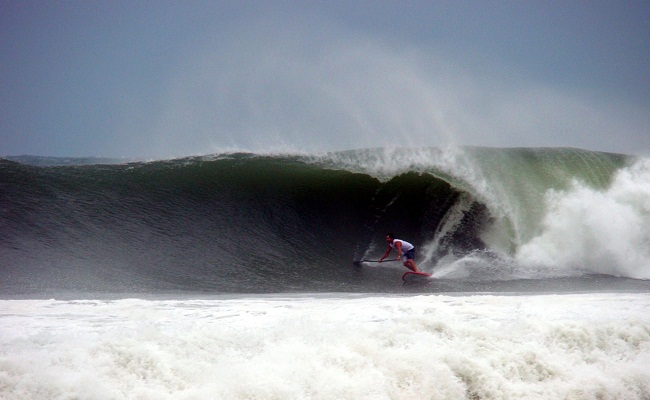 Stand_Up_Paddle_surfing_on_the_East_Coast