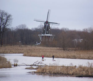 standuppaddleboard-michigan-holland-windmill