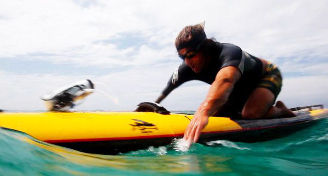 amputee-cross-molokai-channel-paddleboard-sup-standuppaddle-race-hawaii