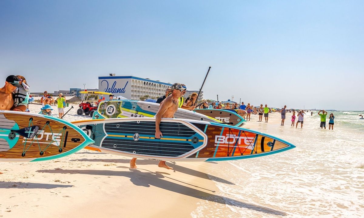 Race Start at Paddle at the Park Stand Up Paddleboard Race