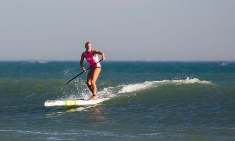 Candice en route to a double win at the inaugural Pacific Paddle Games. | Photo: Patricia Volger