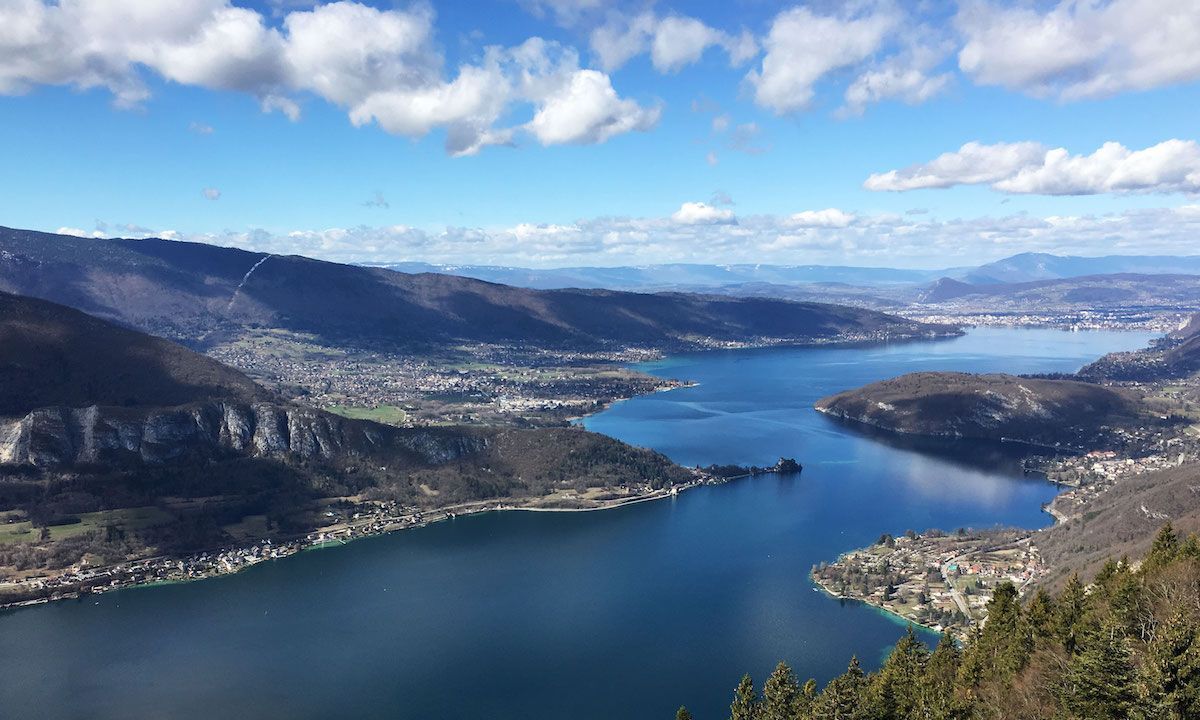 2019's site of the Dragon Race World Championship: Lake Annecy, France. | Photo courtesy: Red Paddle Co.