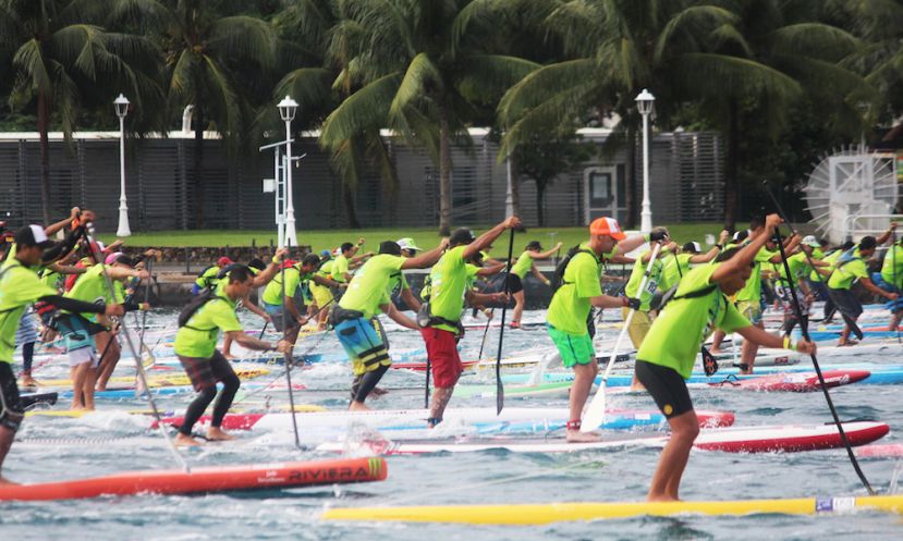 2016 Air France Paddle Festival Lagoon Race | Photo courtesy: Va&#039;a News