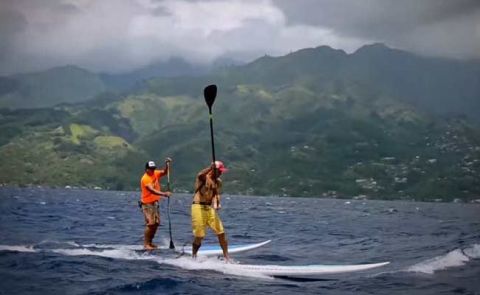 SUP Downwinder In Tahiti