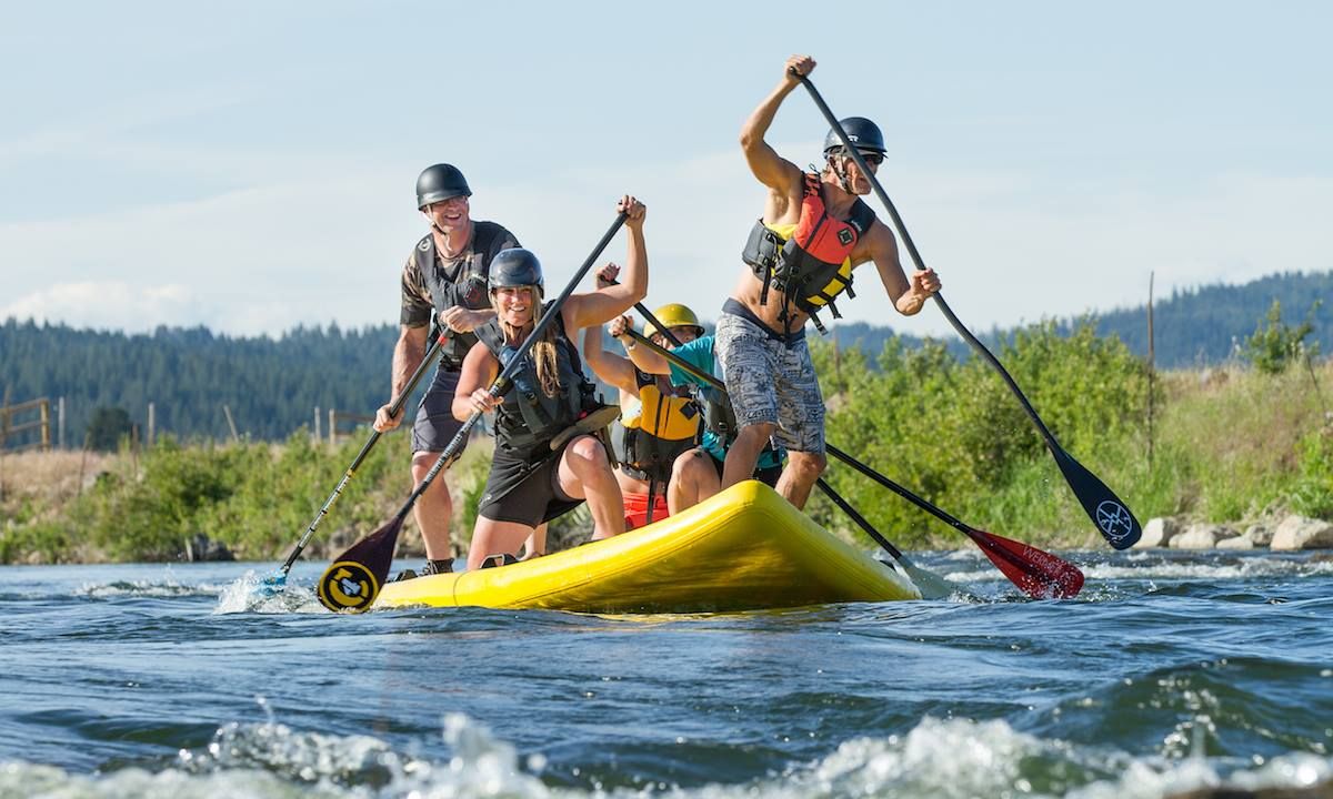 Standup paddlers enjoying a whitewater park in Idaho. | Photo: Shutterstock