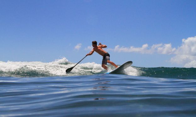 How To Do A Cross Bow Backside Turn On A Paddle Board