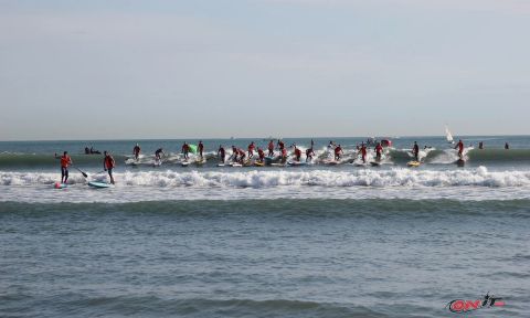 Party wave at the 2015 Pacific Paddle Games. | Photo: OnitPro