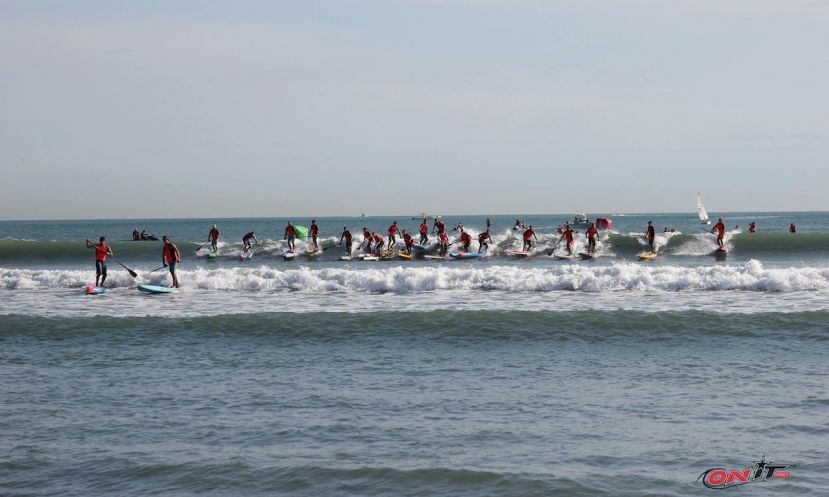 Party wave at the 2015 Pacific Paddle Games. | Photo: OnitPro