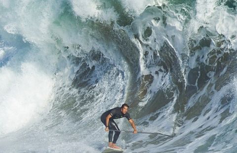 Watch Stand Up Paddle Video Of Massive Newport Wedge