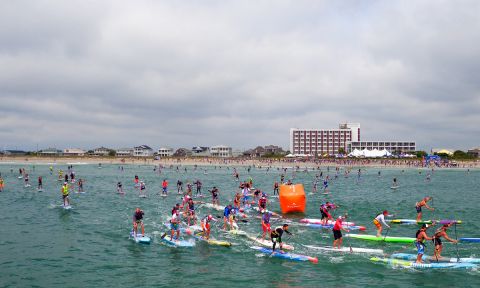 Elite competitors at the 1st buoy during the 2016 Graveyard Course. | Photo Courtesy: Carolina Cup