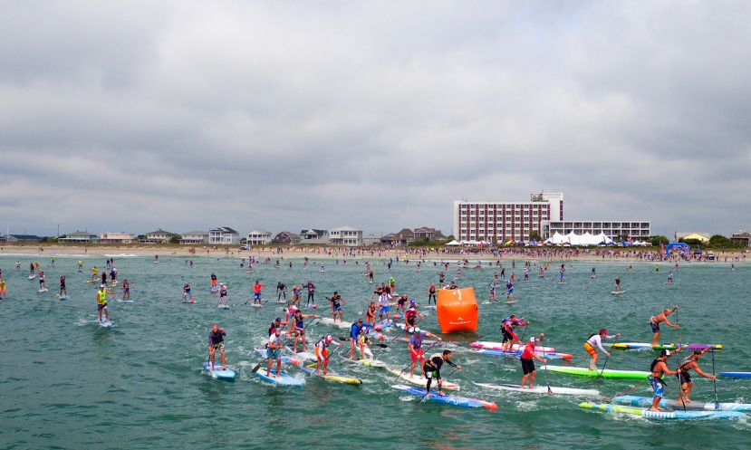 Elite competitors at the 1st buoy during the 2016 Graveyard Course. | Photo Courtesy: Carolina Cup