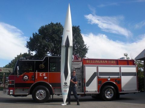 Stand Up Paddler Pays Tribute to 9/11 Firefighters