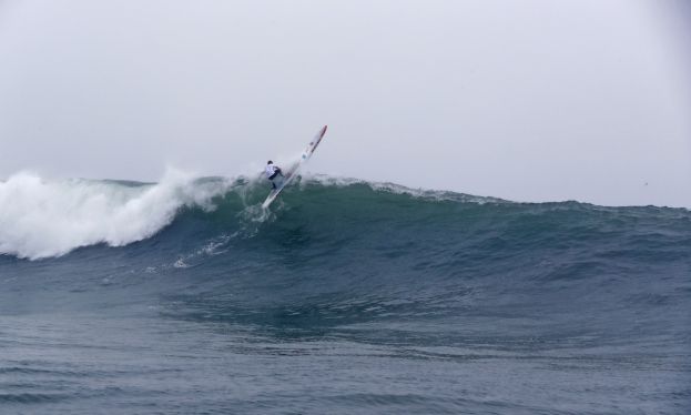 Casper Steinfath retains his Red Bull Heavy Water Title in 2019 with a spectacular win in one of the toughest races ever witnessed. | Photo: Brian Bielmann / Red Bull Content Pool