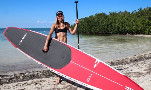 Seychelle Hattingh with her new ride. | Photo via: SIC Maui
